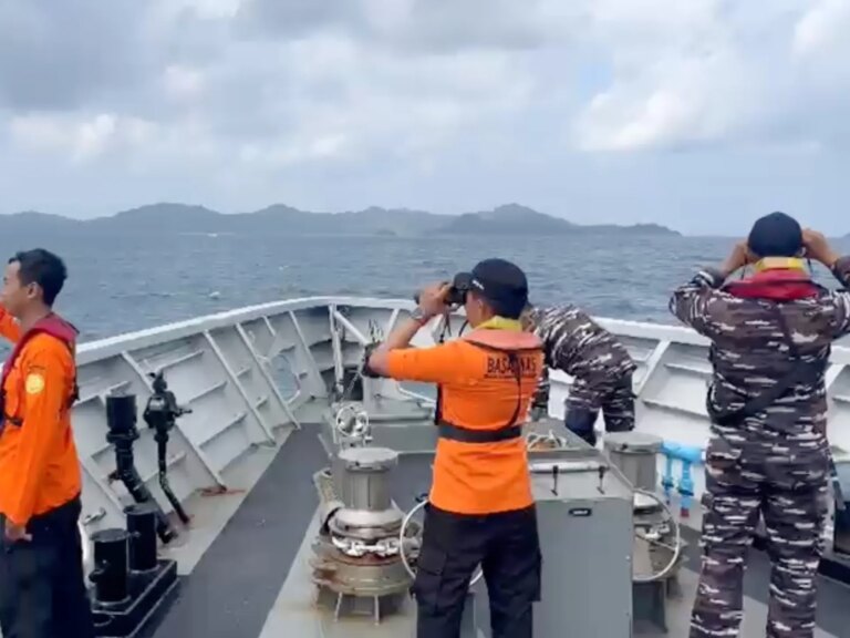 Five people rescued after Indonesia boat sinks, at least 20 still missing | News